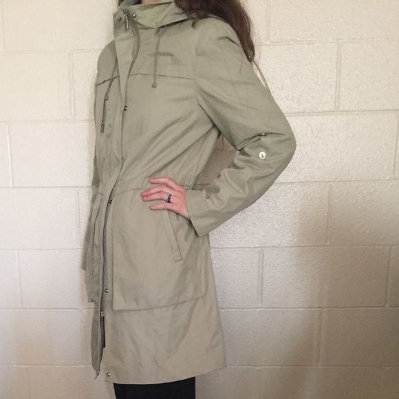Calvin Klein trench coat - Picture 6 of 15